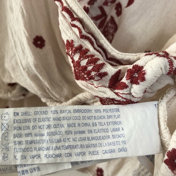 Boho embroidered v neck crop top - Picture 3 of 5